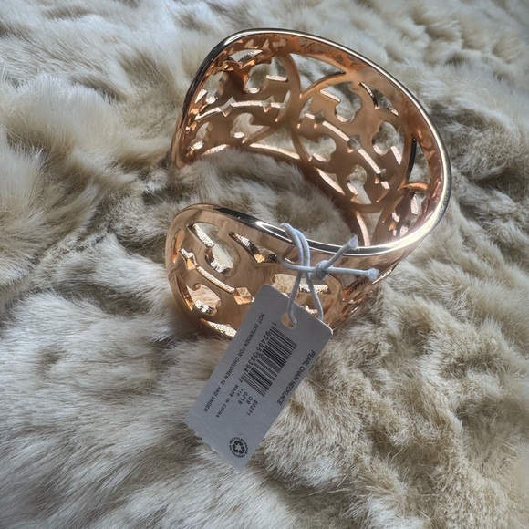 Tory Burch Wife Elegant Rose Gold Cuff Bracelet - Picture 6 of 7